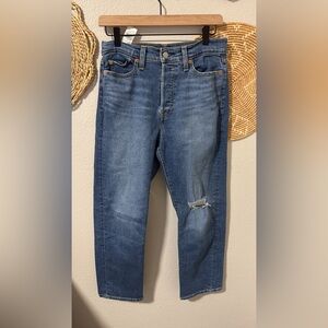 LEVIS straight leg wedgie jeans